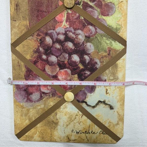 🆕 Wall Hanging Picture Photo Card Holder Wine Bottle & Grapes Winterle Olson - Picture 6 of 10